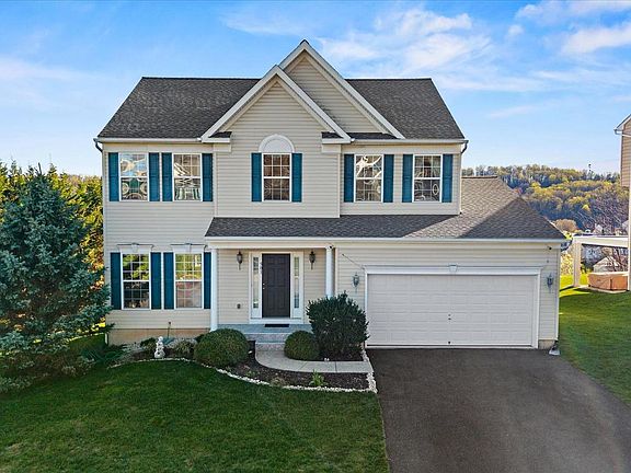 2nd image of 501 Sandpiper Ln