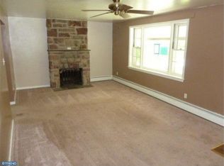 211 Reservoir Rd, Quakertown, PA 18951