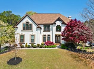 130 Woodlake Dr, Milton, GA 30004