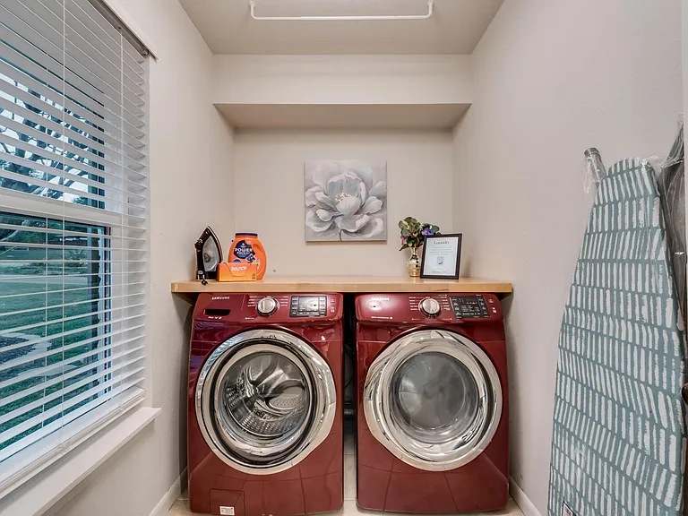 6217 Alpha Rd — Photo 23