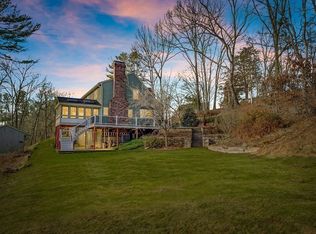 9 Spring Hill Rd, Merrimac, MA 01860