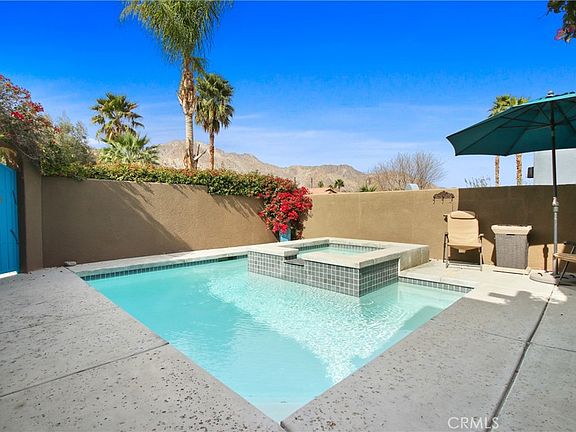 4th image of 54620 Avenida Obregon
