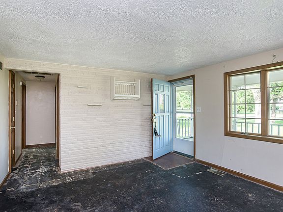 5th image of 7150 N County Road 650 E