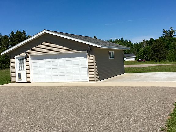 Detached, Heated Garage