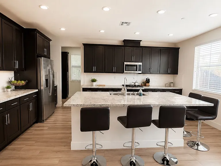 2581 Landstone St — Photo 3