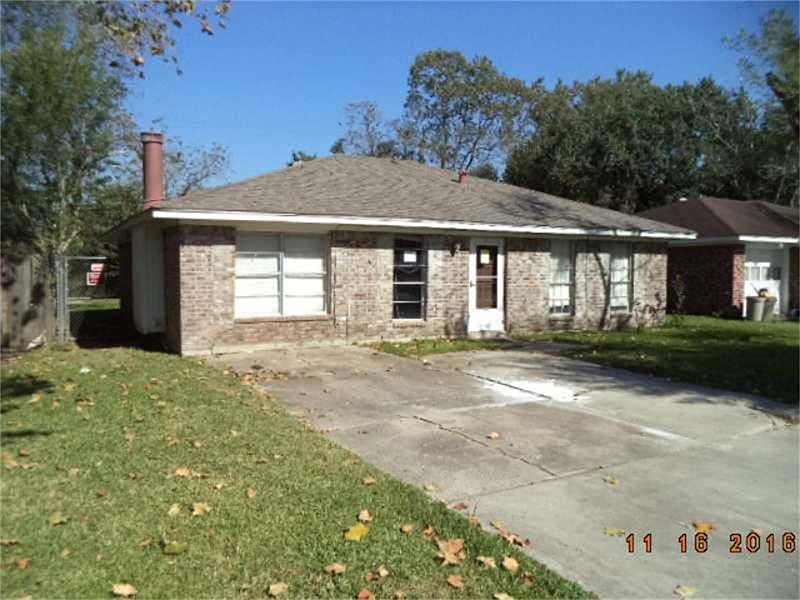 1st image of 17111 Blairwood Dr