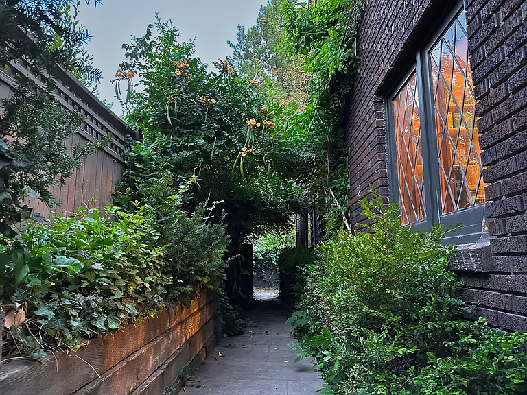 side-yard connector to front patio