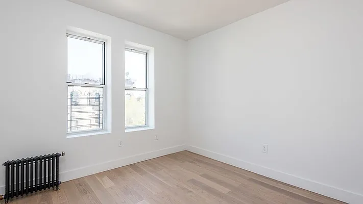 Rented by Nooklyn NYC LLC | media 12