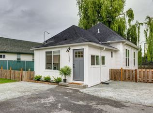 301 Shadow Dr, Sedro Woolley, WA 98284