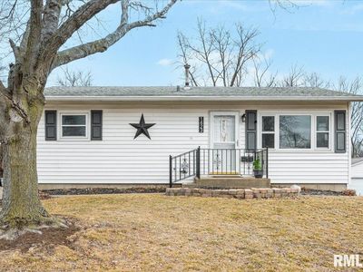 1423 Arthur St, Pekin, IL, 61554