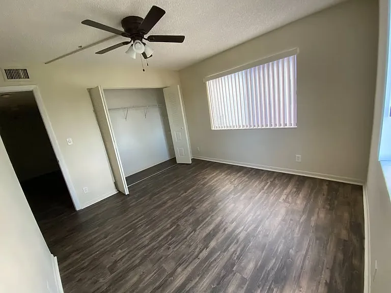 8010 Hampton Blvd #411 — Photo 14
