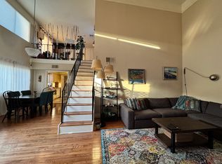 12930 Valleyheart Dr APT 9, Studio City, CA 91604