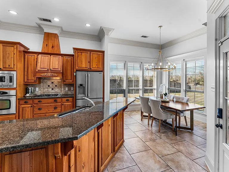 2099 Cypress Cove Ave — Photo 5