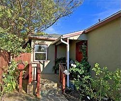2nd image of 2624 Barry Ave