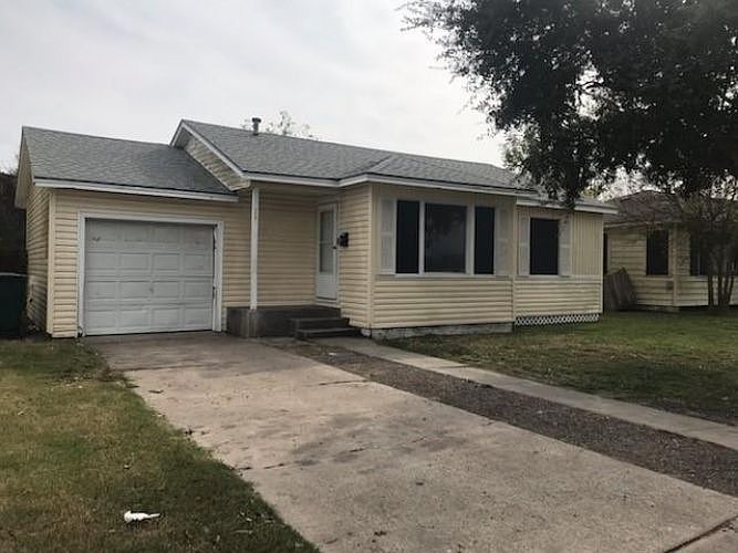 1st image of 4338 Cambridge Dr