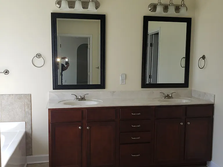 5911 Crown Ridge Ct — Photo 5
