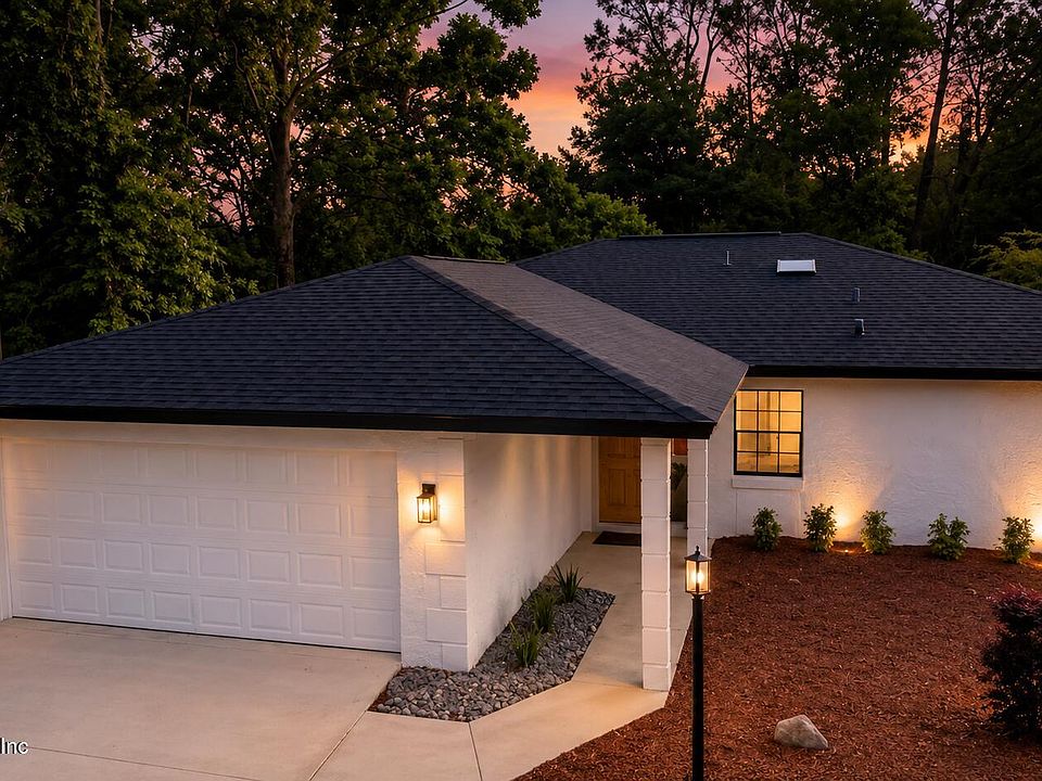 1st image of 3 WESTROBIN Place