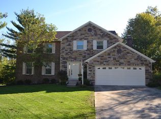 8236 Quaker Ridge Ct, West Chester, OH 45069