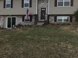 327 Valley View Dr, Radcliff, KY 40160