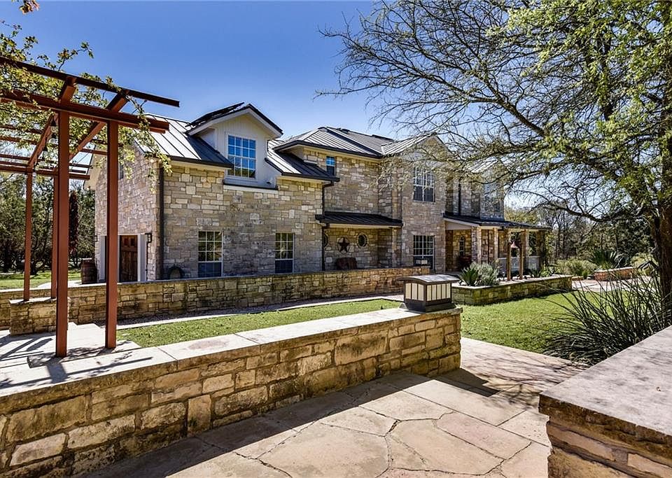 1st image of 10401 Wildwood Hills Ln