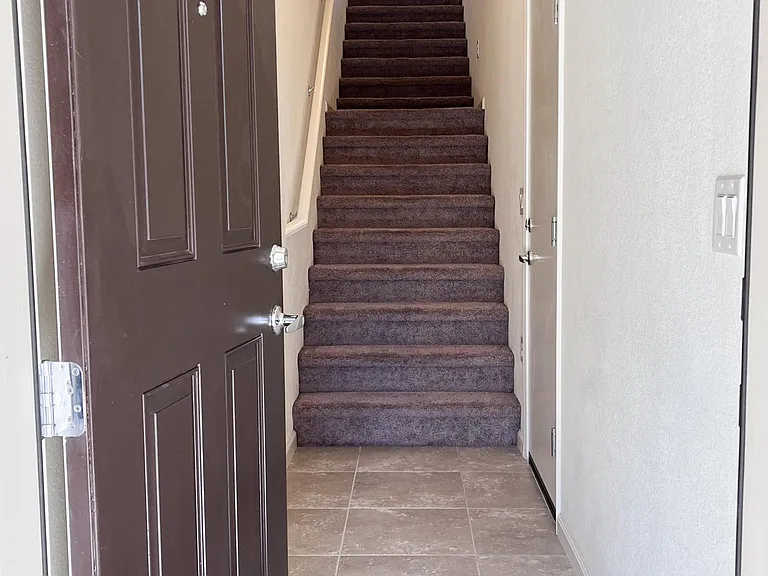 3157 Sterling Ridge Cir #3157 — Photo 2