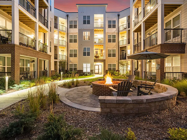 Elevate 114 Apartments of Lees Summit — Photo 3