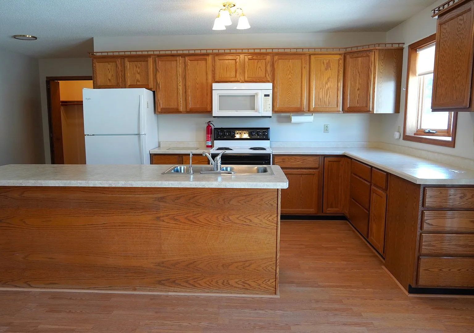 2 Bedroom, 2 Bath Home — Photo 4
