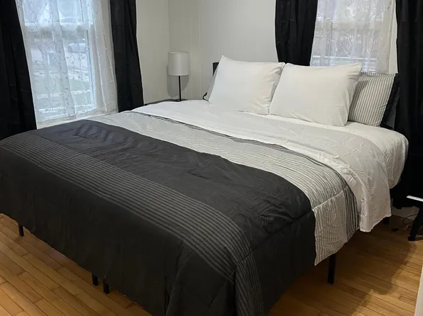 (undisclosed Address), Green Bay, WI 54301