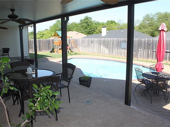 3rd image of 1730 Sparta Dr