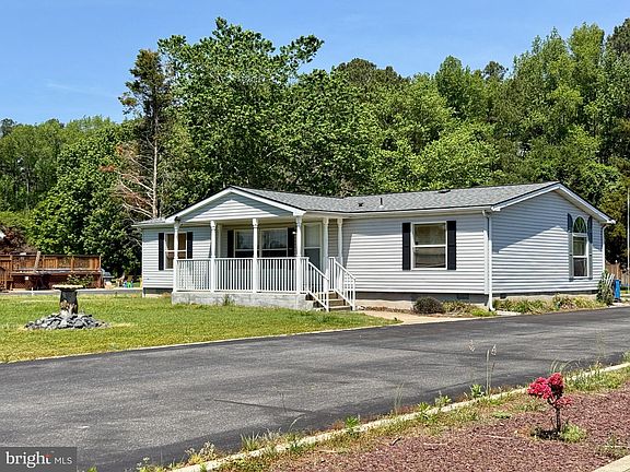 2nd image of 34462 Railroad Ave