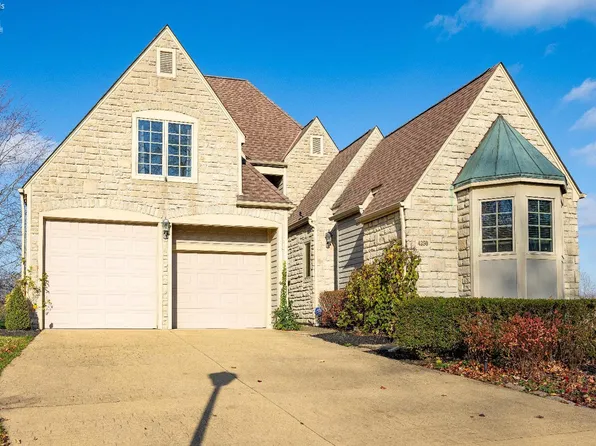 4250 Vilamoura Dr, Avon, OH 44011