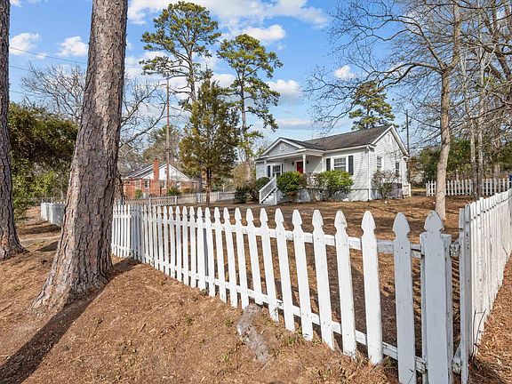 2nd image of 3914 Abingdon Rd