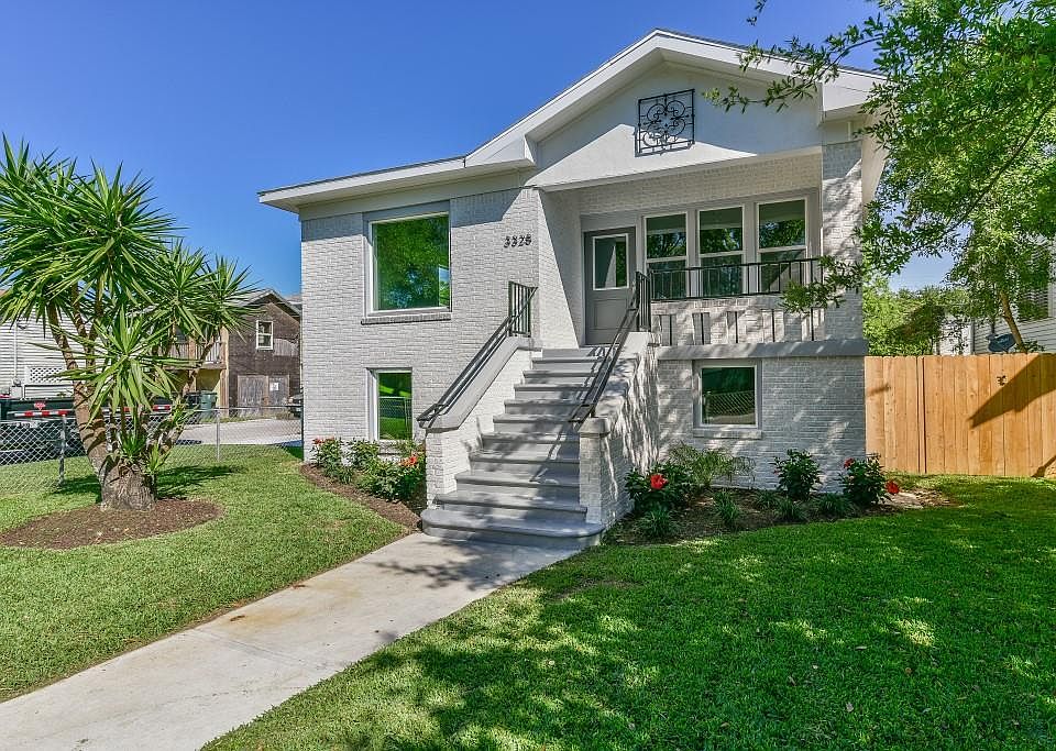 1st image of 3328 Avenue N 1/2