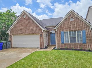 3861 Winthrop Dr, Lexington, KY 40514