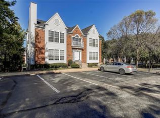 317 Clayton Crossing Pl APT C, Ballwin, MO 63011