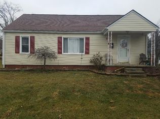 214 W Hill St, Oak Hill, OH 45656