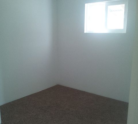 5th image of 2229 Longyear Ave