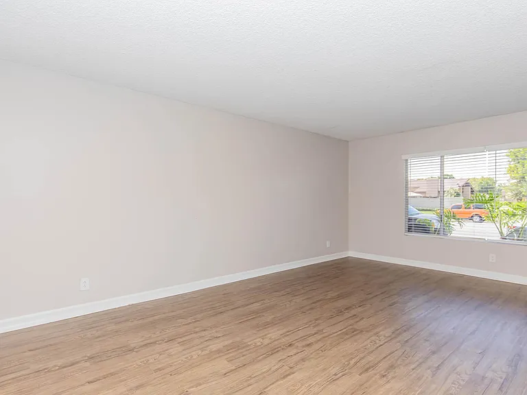 The Dylan Apartments — Photo 45