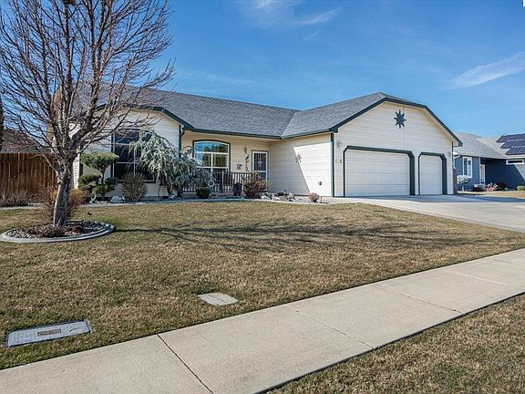 2nd image of 4116 Yuma Dr