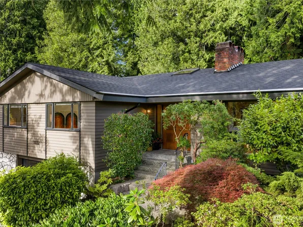 11032 39th Avenue NE, Seattle, WA 98125