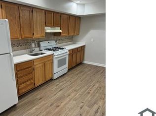 2221 W Huntingdon St, Philadelphia, PA