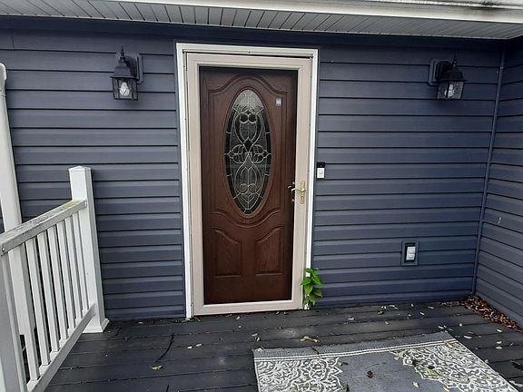 3rd image of 112 Popish Rd