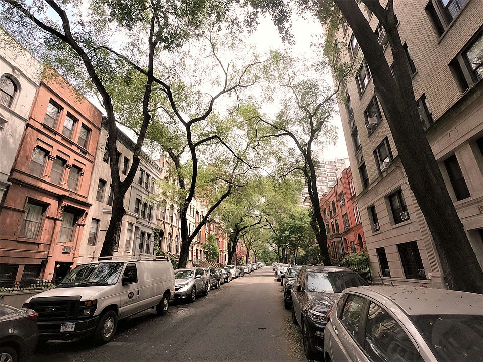 1st image of 156 W 95th St APT 4A