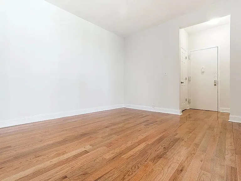 30-58 34th St #2E — Photo 10