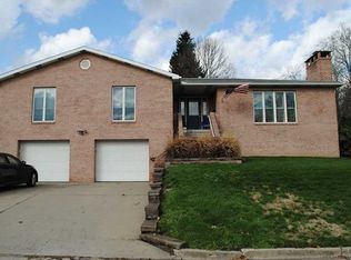 1127 Walnut St, Springdale, PA 15144