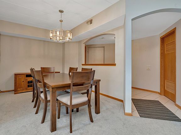 3rd image of 17930 Settlers Pond Way #3-1A