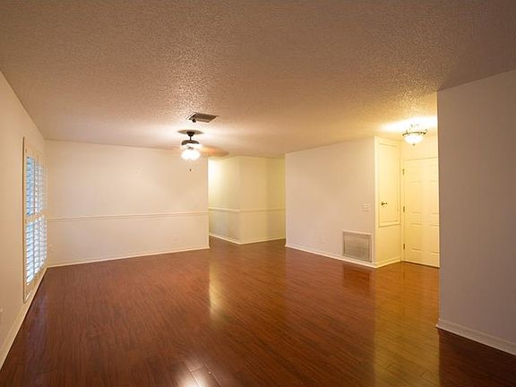 5th image of 1730 Weaver Dr