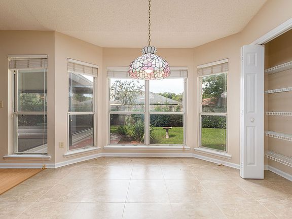5th image of 4423 Battlecreek Ct E