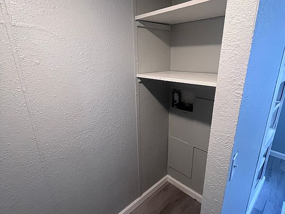 3rd image of 4124 Wood St #4124