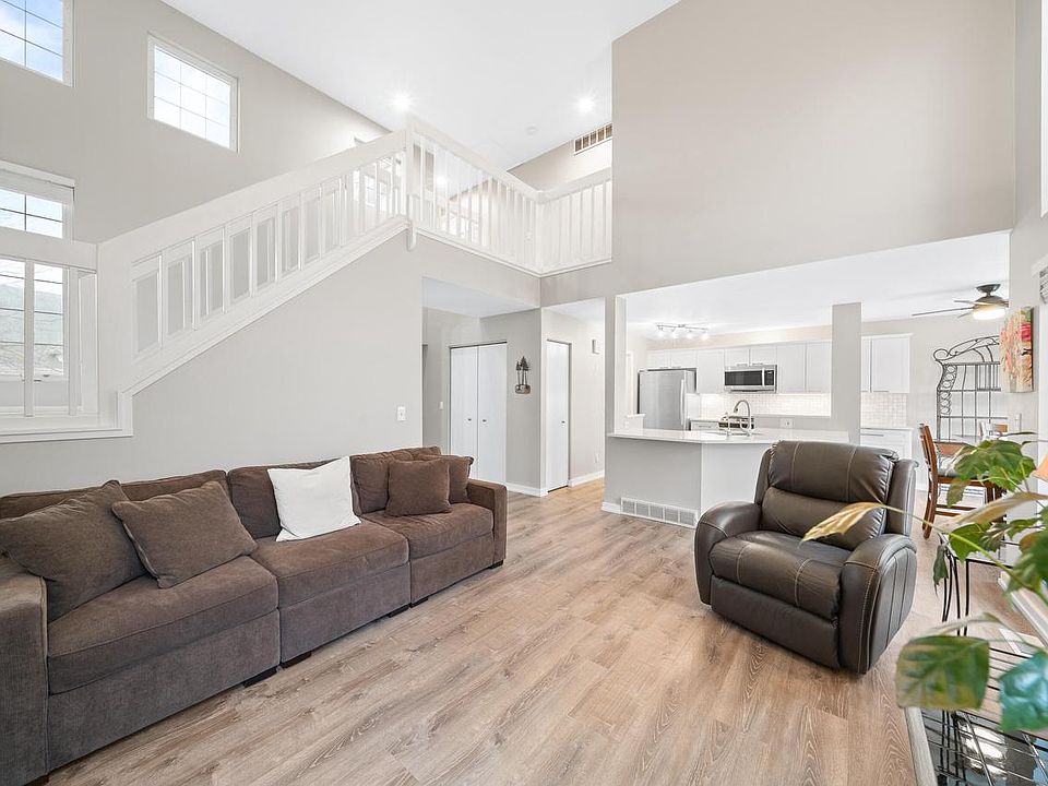 1st image of 1731 Woodland CIRCLE #12-26